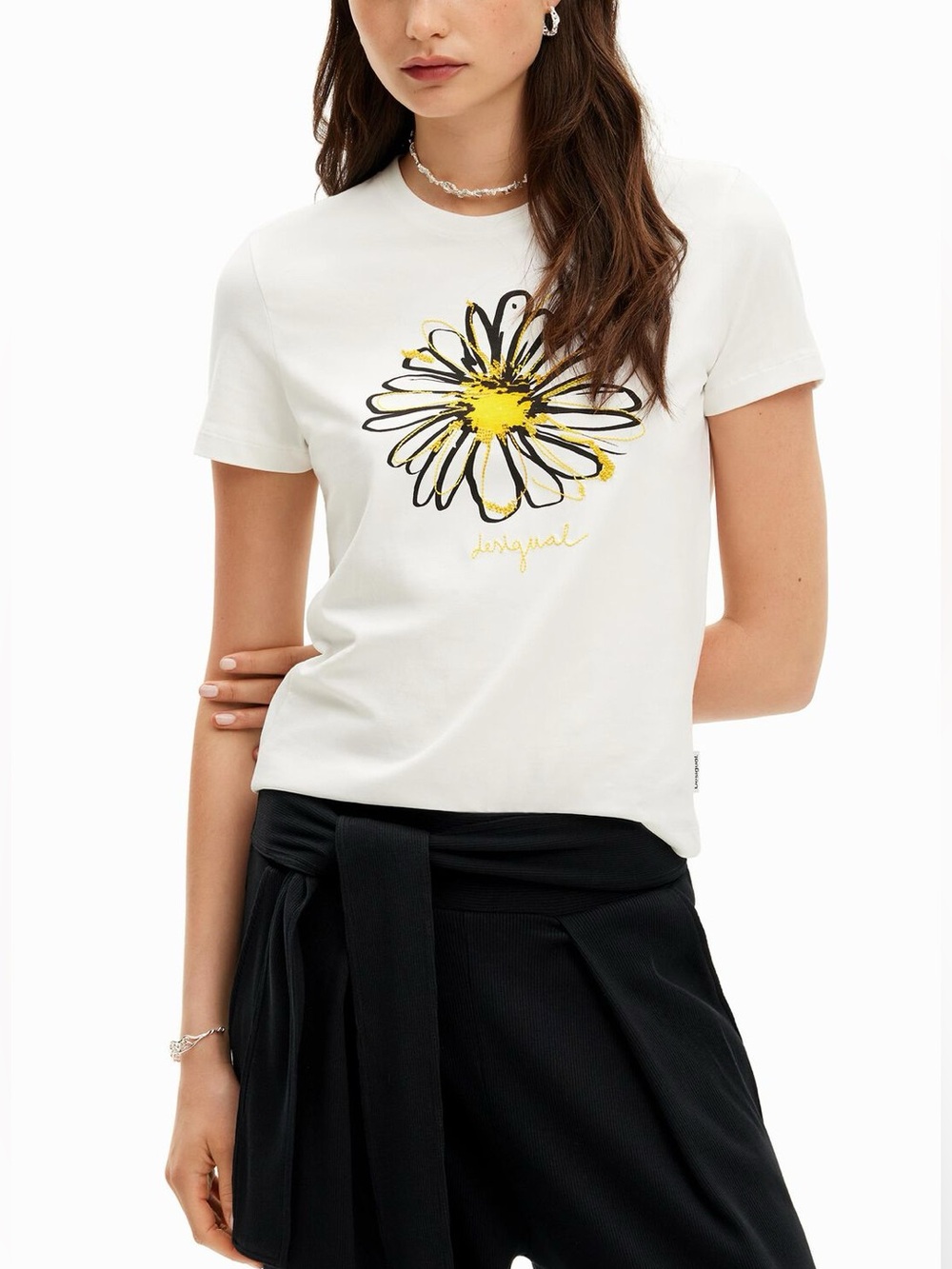 DAISY ILLUSTRATION T-SHIRT